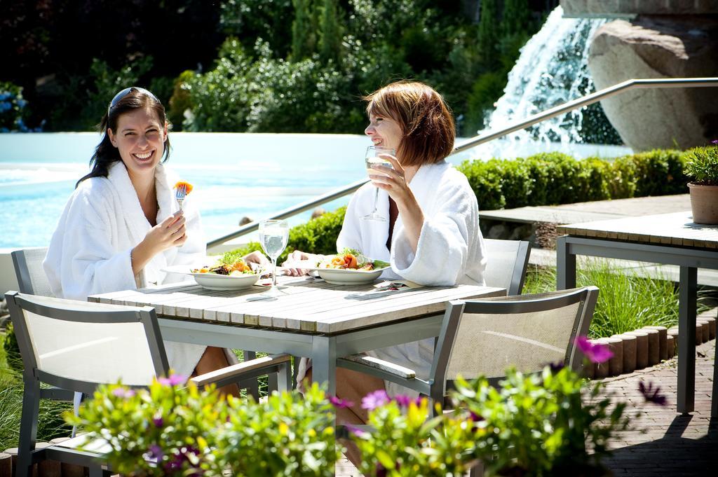Sanadome Hotel 4*
