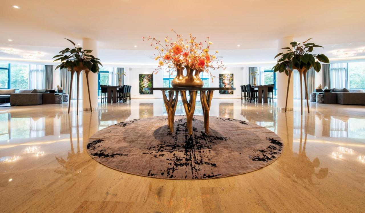 Sanadome Hotel